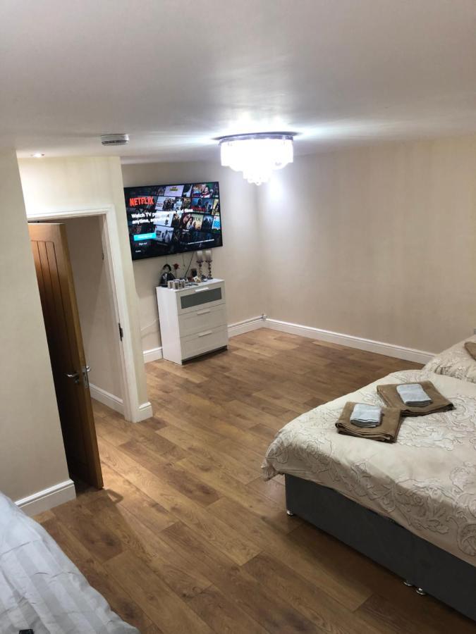 Big Rusholme With Tv And Private Bathroom-parking&wifi Отель типа 