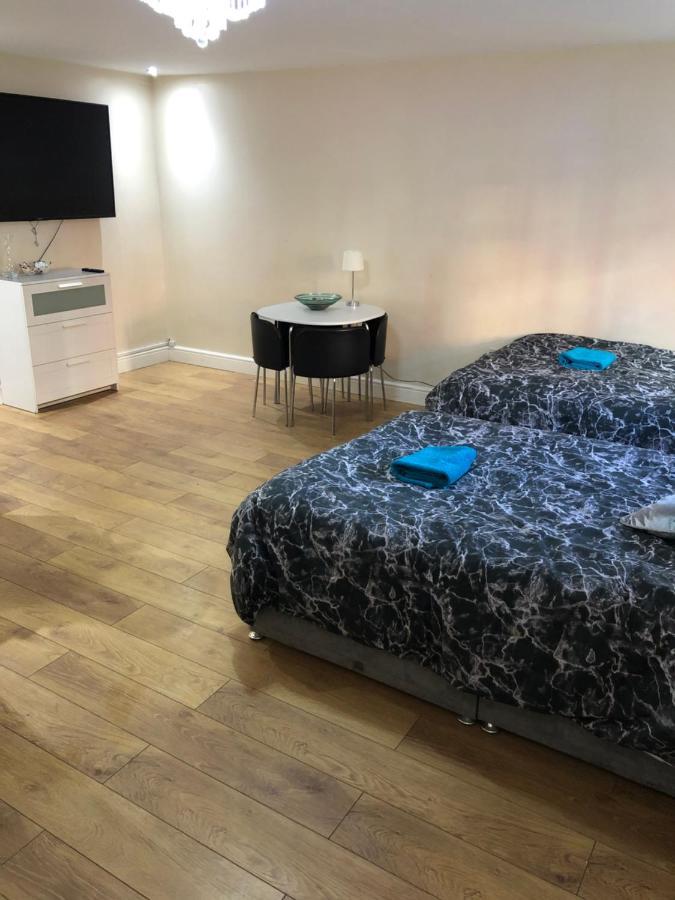 Big Rusholme With Tv And Private Bathroom-parking&wifi Манчестер